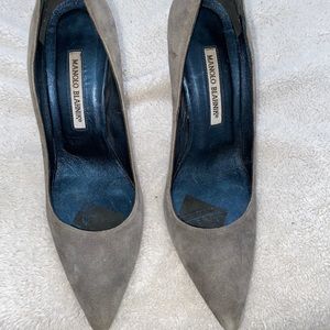 Manolo Blahnik Grey Suede Pumps